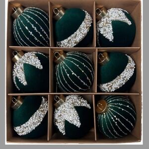 Premium Velvet Emerald Green Christmas Ornament Set -9 Piece 3.15 Inch